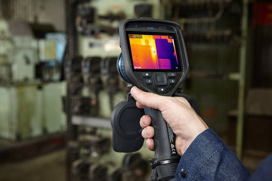 FLIR E54 – Caméra thermique de pointe